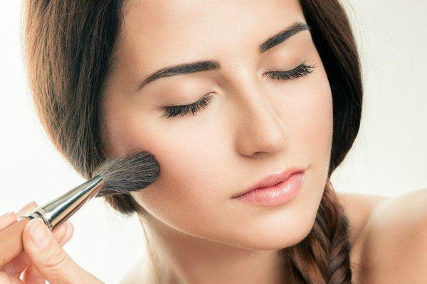 10 Makeup Products for Women who Know Nothing about Makeup