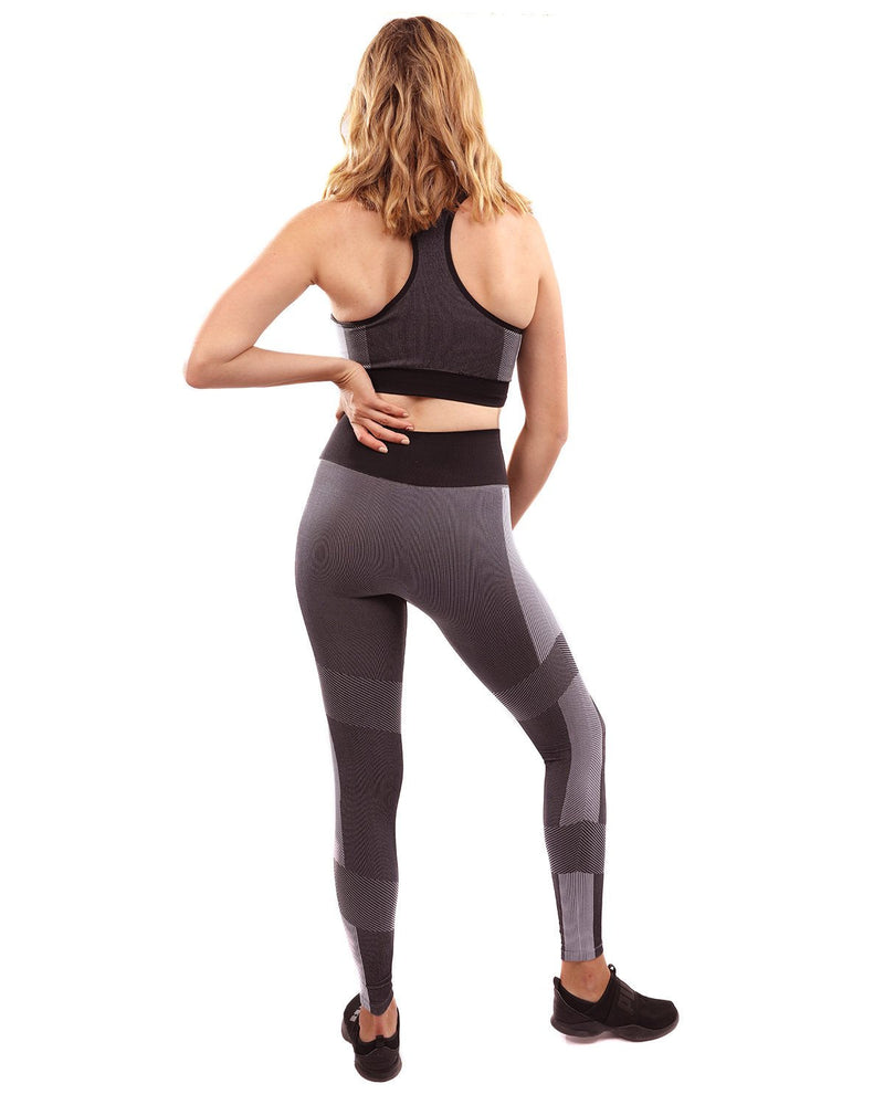 Arleta Seamless Leggings & Sports Bra Set - Black - Premium Seamless Leggings & Sports Bra Set - Just $95.75! Shop now at Pulse Designer Fashion