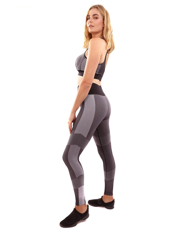 Arleta Seamless Leggings & Sports Bra Set - Black - Premium Seamless Leggings & Sports Bra Set - Just $95.75! Shop now at Pulse Designer Fashion